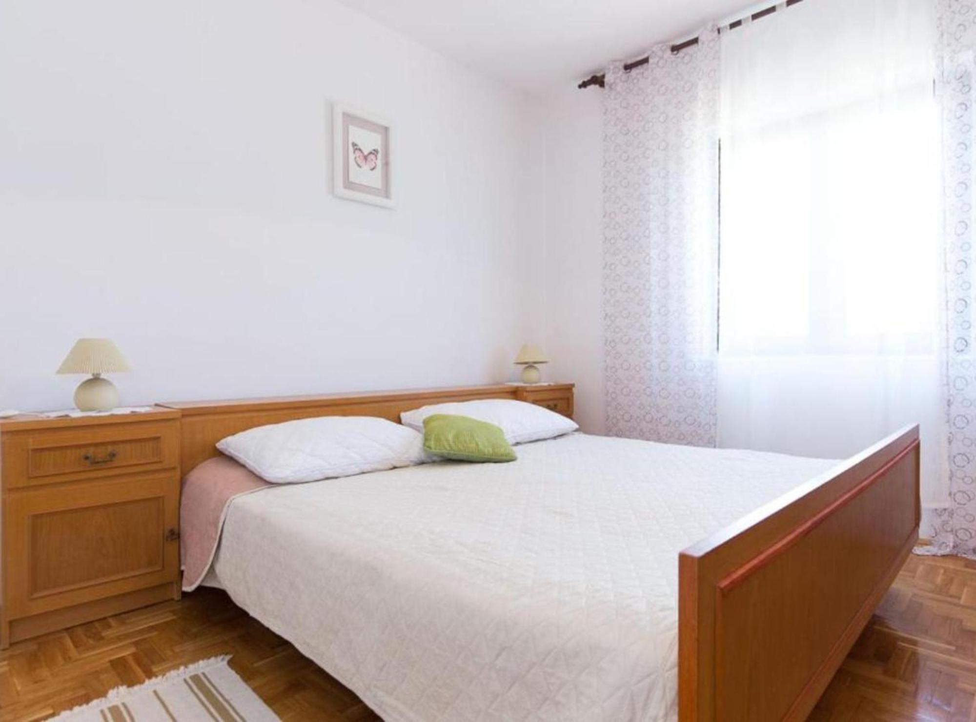 Apartments Marko Novi Vinodolski Exterior photo